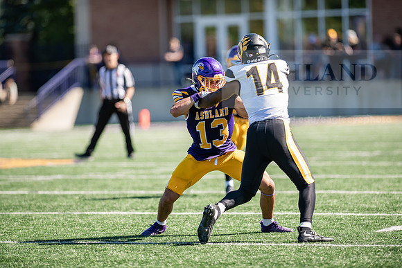 HOCOAUvOHDomFootballGame1024AWB_0706