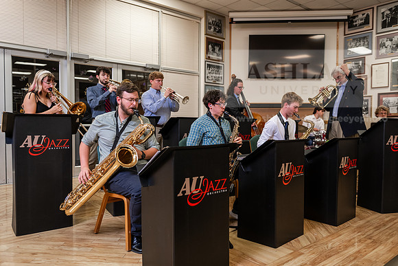 JazzatheNest1026AWB_7454