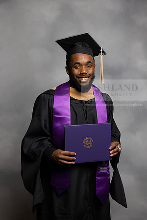 120SPGraduate0523CCP19754