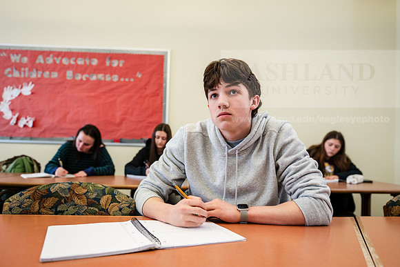 PsychologyClassChartier0226AWB_6877