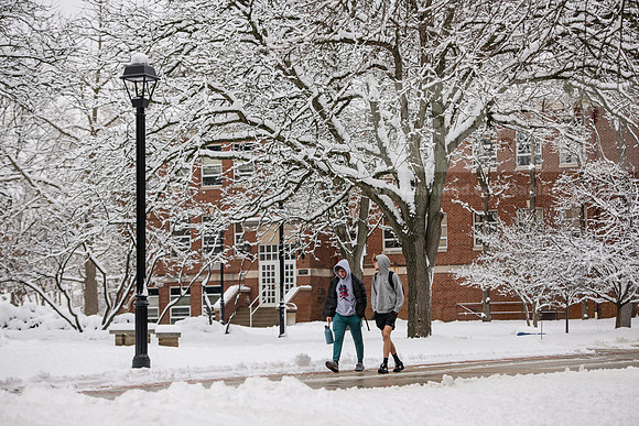 WinterCampusLife0123ALW_4055