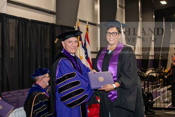 071SPGraduate0523ALW_2330
