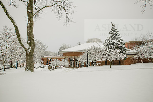 WinterCampusLife0123ALW_3243