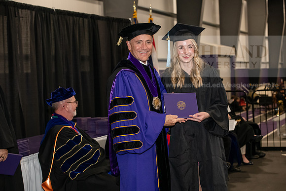 207SPGraduate0523ALW_3126