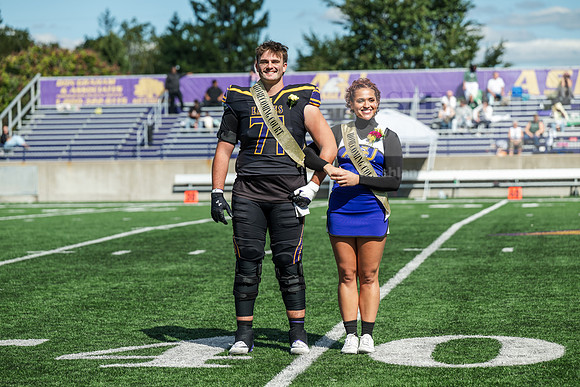 HomecomingAUvTiffinFtball1026AWB_2805