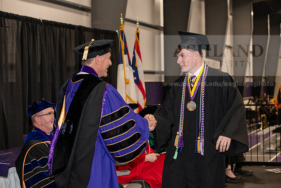 036SPGraduate0523ALW_2839