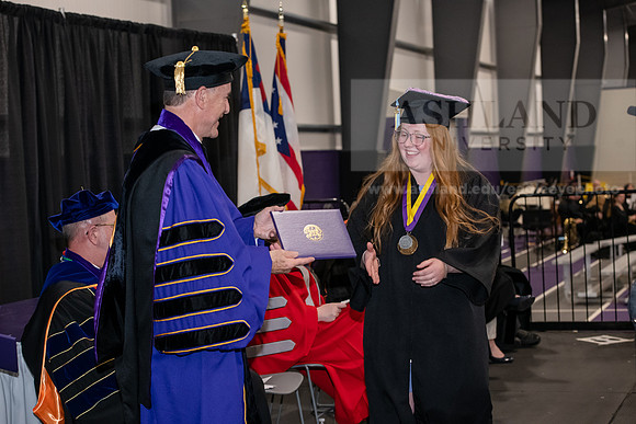 119SPGraduate0523ALW_3067