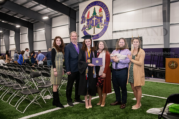 023SPGradPostCeremony0523ALW_3403