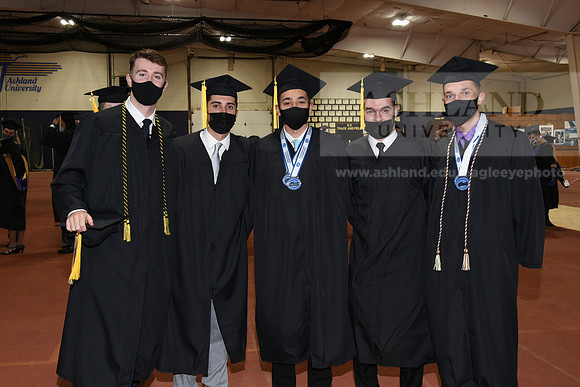 033WiGradPreCeremony1221MP7_0034