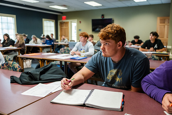 COBEAccountingProfHinkel1026AWB_5247