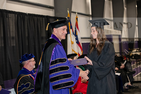 083SPGraduate0523ALW_2870