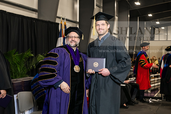 171SPGradBachelorScience0525AWB_3912