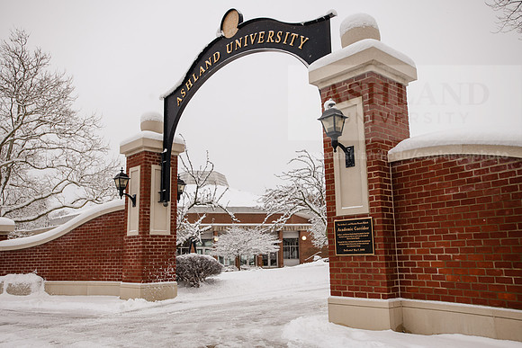 WinterCampusLife0123ALW_3262