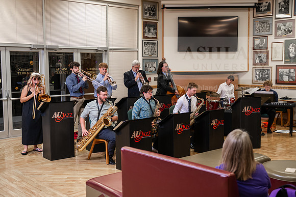 JazzatheNest1026AWB_7479