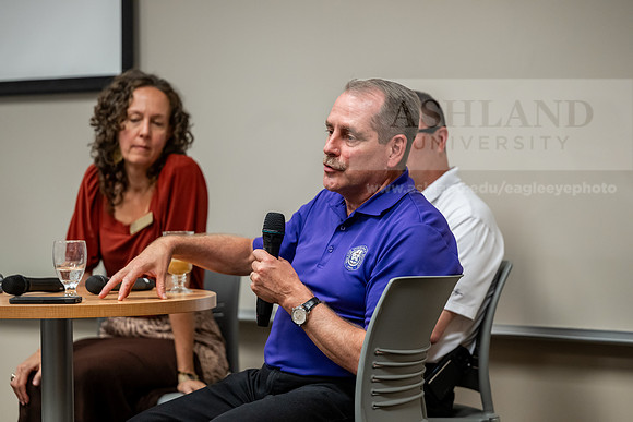 SeminaryMcKnightPanelDiscussion1026AWB_8482