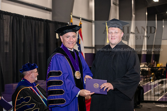 218SPGraduate0523ALW_2751
