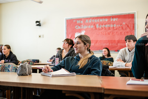 PsychologyClassChartier0226AWB_6960