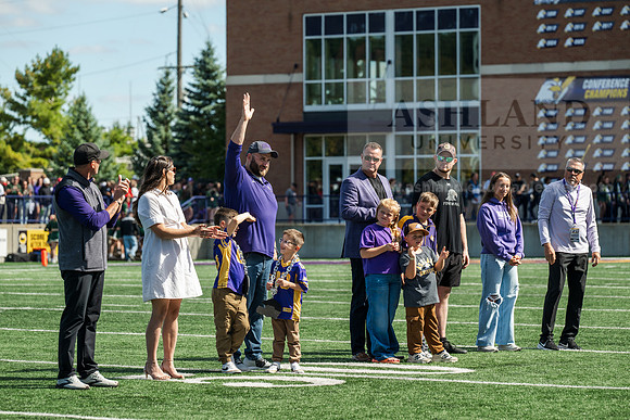 HomecomingAUvTiffinFtball1026AWB_2763