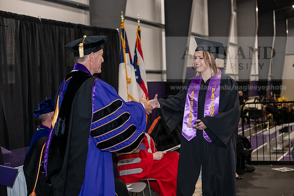 176SPGraduate0523ALW_3105