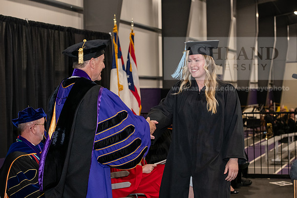 139SPGraduate0523ALW_3080