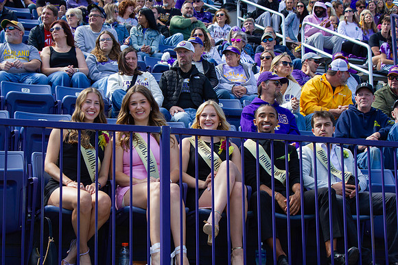 Homecoming_105_CS_4328
