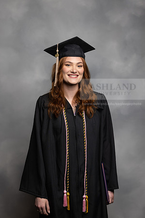173SPGraduate0523CCP10103