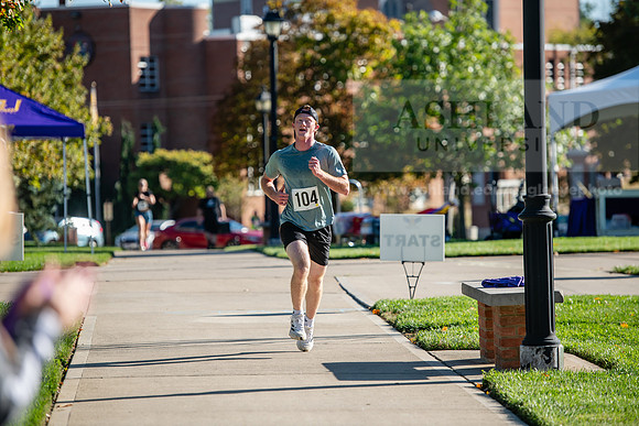 HOCO5kRunWalk1024AWB_9758