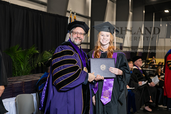 117SpGradMasterBusinessAdmin0525AWB_3134