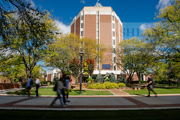 FallCampusLife1024AWB_1855