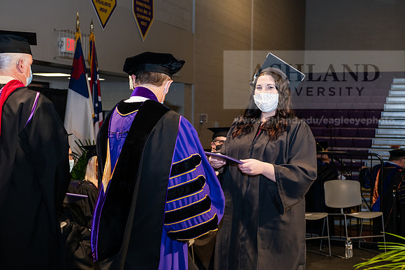 051BachelorEducationWiGrad1221ALW_7048