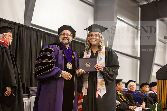 106SpGradBachelorSciEducation0525JH6Q8B9611