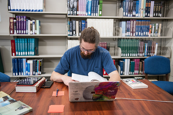 TheologicalSeminaryMasterDivinity0425AWB_8826