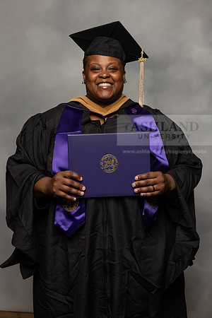 120SpGradMasterBusiness0524CCP10715