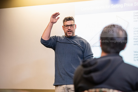 MBADigitalMarketing0324AWB_8317