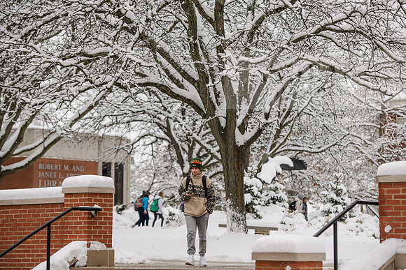 WinterCampusLife0123ALW_4168