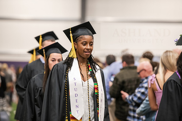223SpGradProcessional0525AWB_2457