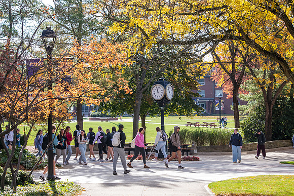 FallCampusLife1024AWB_5491