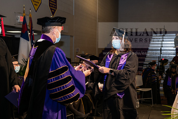 033MasterBusinessWiGrad1221ALW_6704