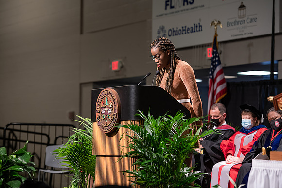 099WiGradCeremony1221ALW_6378