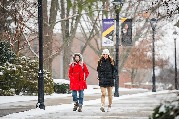 StudentsReturnWinterCampus0125AWB_6801