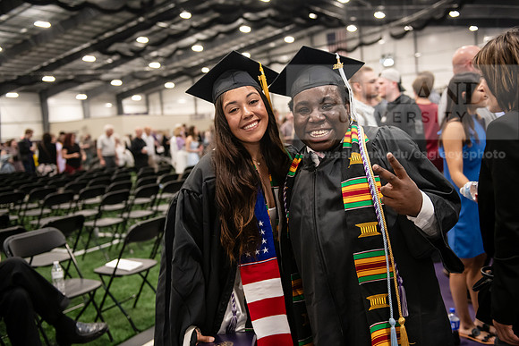 021SpGradPostCeremony0524AWB_9983