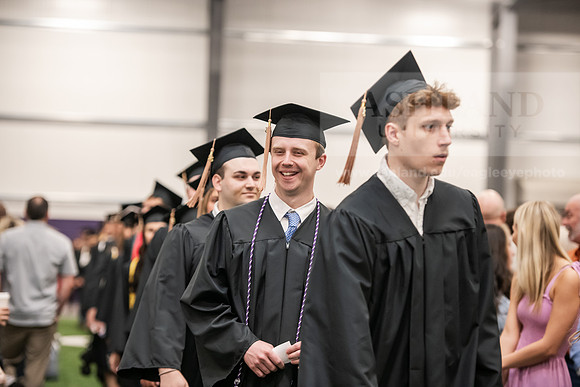 281SpGradProcessional0525AWB_2504