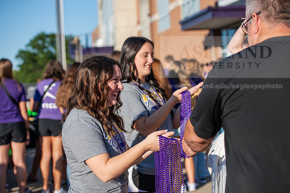 AUvIUPFootball0924AWB_3405