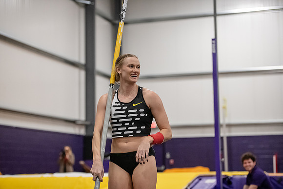 040KatieMoonPoleVault0224AWB_8401