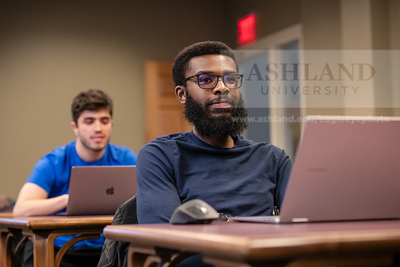 MBADigitalMarketing0324AWB_8227