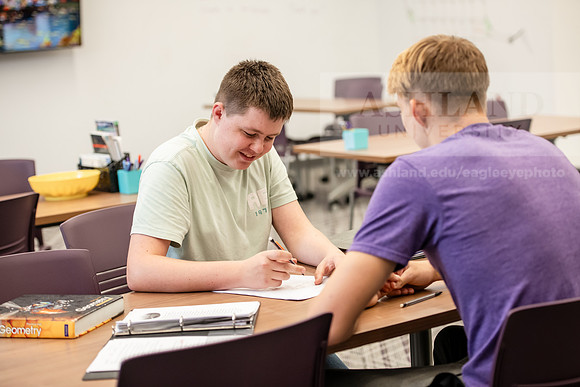 HCLCTutoringSession1024AWB_8115