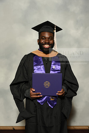 069MasterBusinessWiGrad1221MP7_0697