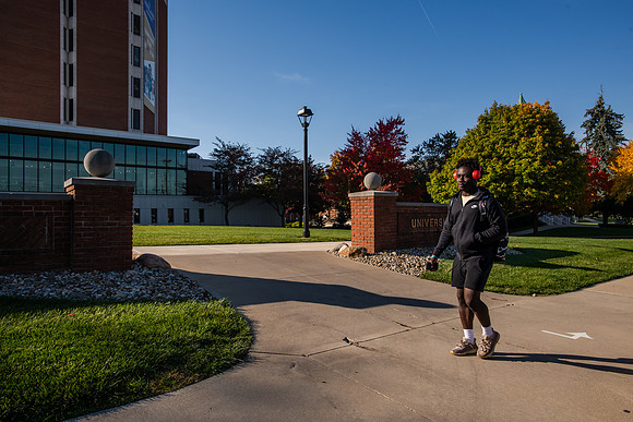 FallCampusLife1024AWB_5193
