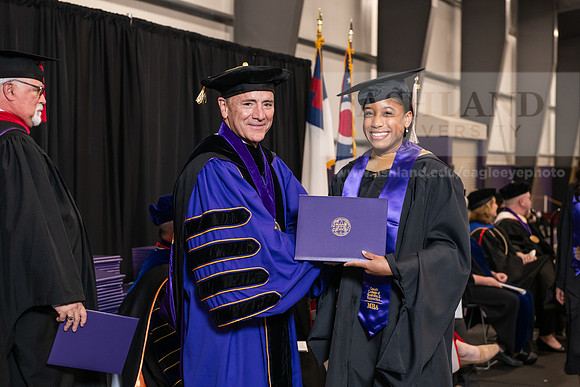 069SpGradMasterBusiness0524AWB_9255
