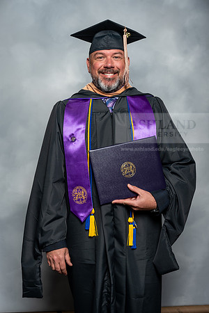 124SpGradMasterBusinessAdmin0525AU-Graduation-2025-Andrew-0449